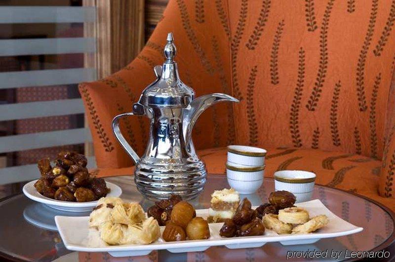 Hilton Garden Inn Riyadh Olaya Restaurante foto